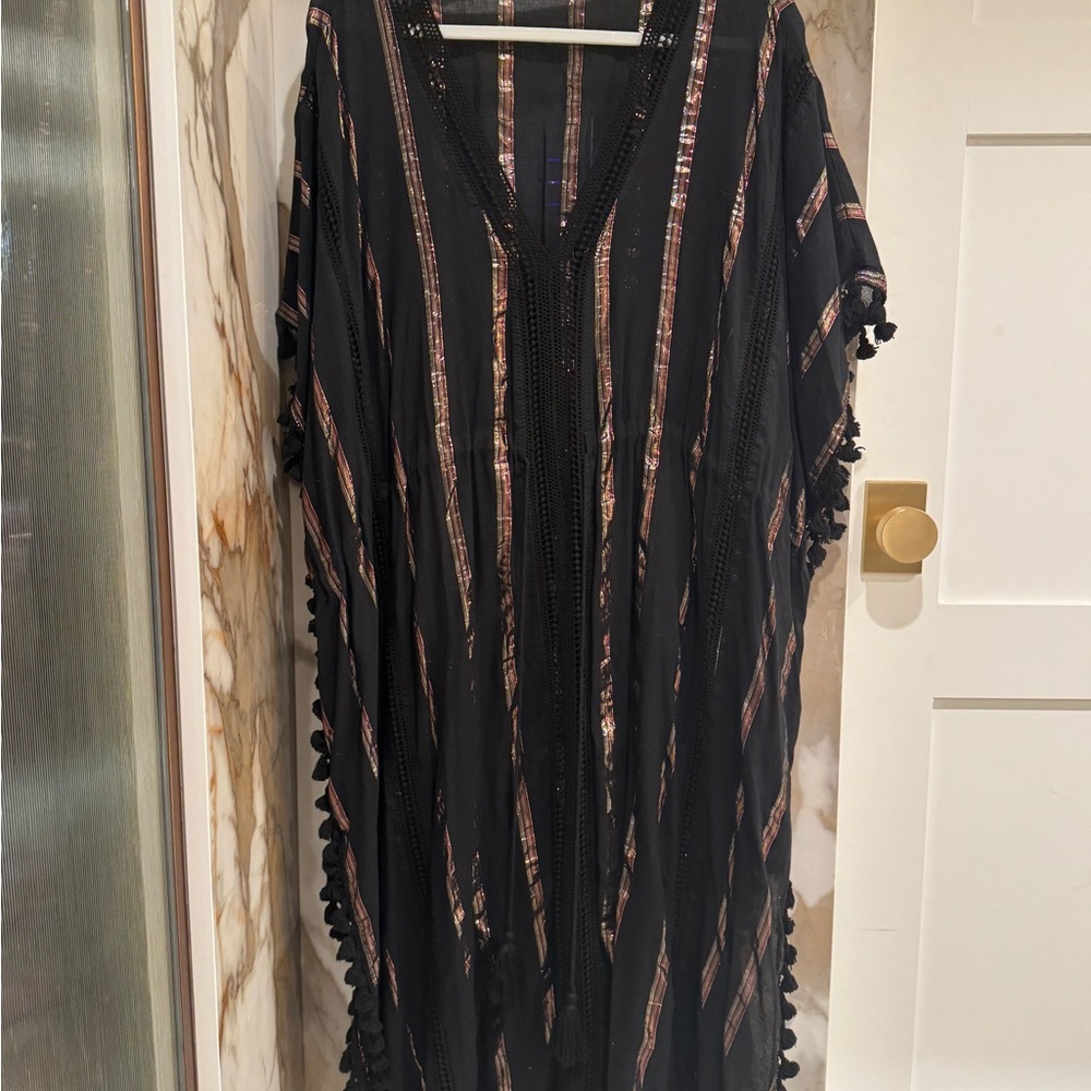 Elegant Black and Tan Women's Swim Coverup